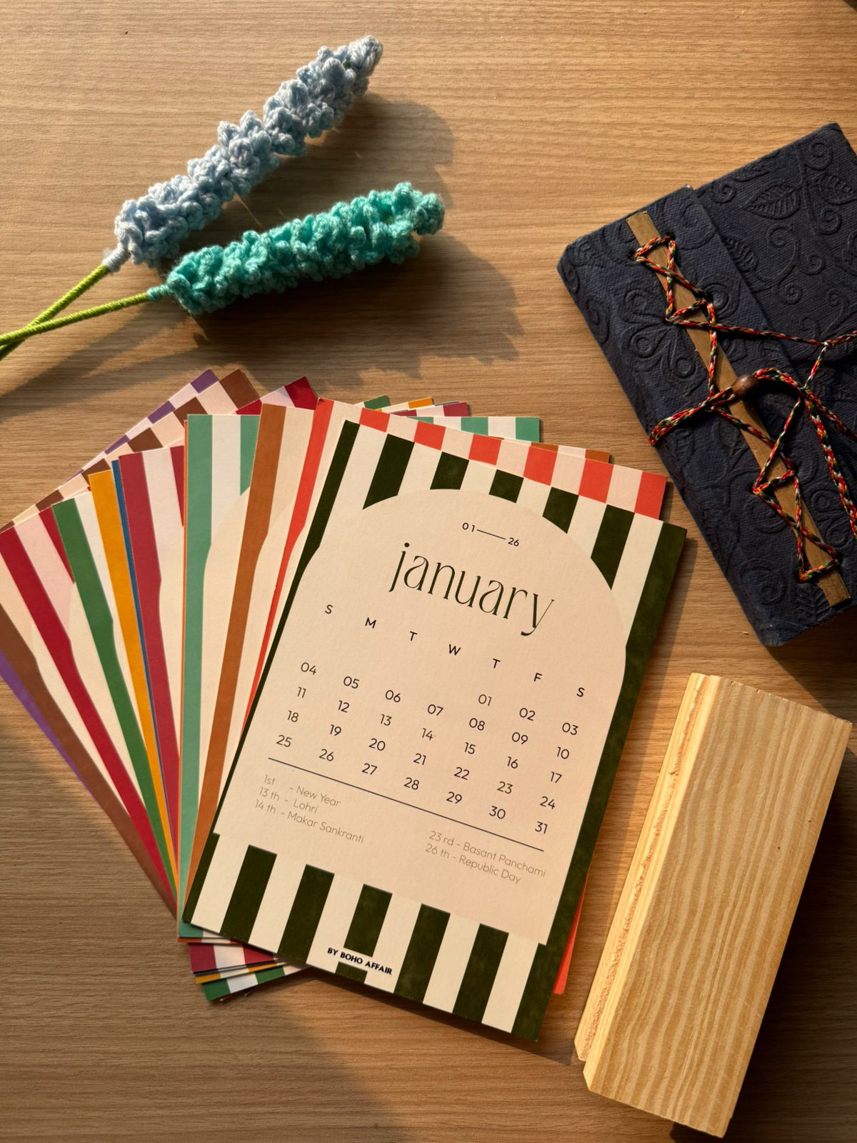 2026 Pastel Desk Calendar — A Year That Feels Soft & Pretty✨